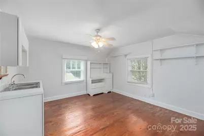 589 Pisgah Drive, Canton, NC 28716 - Photo 17