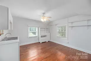 589 Pisgah Dr, Canton, NC 28716 - Photo 17