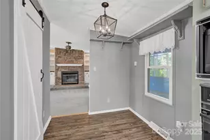 985 Sentinal Oaks Dr, Clover, SC 29710 - Photo 5