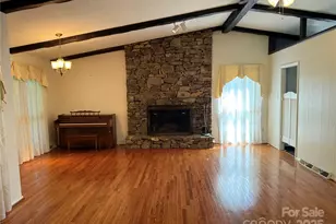 516 Averys Crk Rd, Arden, NC 28704 - Photo 5