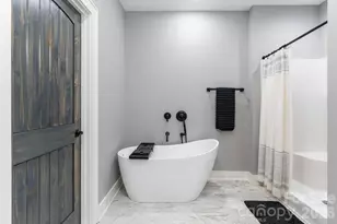 65 Sky Vista Ln, Hendersonville, NC 28792 - Photo 21