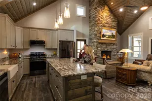 65 Sky Vista Ln, Hendersonville, NC 28792 - Photo 7