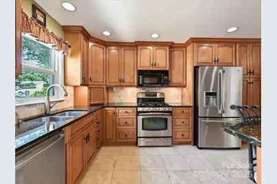 900 Camborne Place, Charlotte, NC 28210 - Photo 19