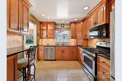 900 Camborne Place, Charlotte, NC 28210 - Photo 7