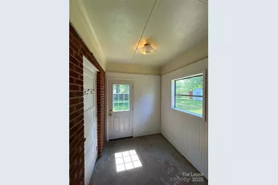 4820 Charleston Drive, Charlotte, NC 28212 - Photo 9