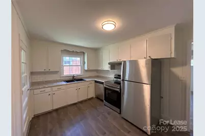 4820 Charleston Drive, Charlotte, NC 28212 - Photo 3