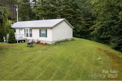 98 Cardinal Lane, Burnsville, NC 28714 - Photo 19