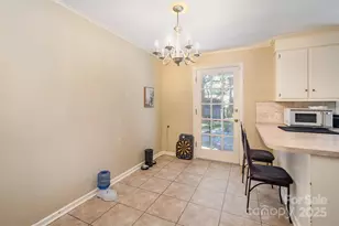 904 Timberlane Dr, Mount Holly, NC 28120 - Photo 9