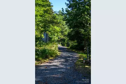 2340 Twin Poplars Lane, Lenoir, NC 28645 - Photo 27