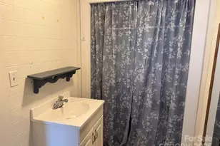 202 N Ingram St, Kershaw, SC 29067 - Photo 17