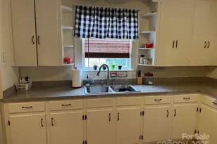 202 N Ingram St, Kershaw, SC 29067 - Photo 13