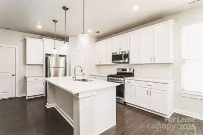 6228 Coatbridge Lane, Charlotte, NC 28212 - Photo 5