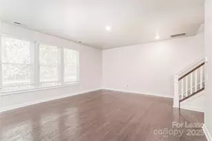 6228 Coatbridge Ln, Charlotte, NC 28212 - Photo 3