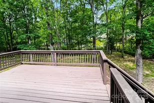 2331 Hunters Bluff Dr, Matthews, NC 28105 - Photo 15