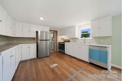 7519 Shady Oaks Road, Connelly Springs, NC 28612 - Photo 9