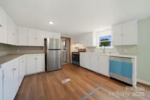 7519 Shady Oaks Rd, Connelly Springs, NC 28612 - Photo 9