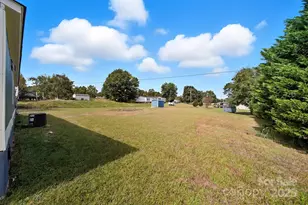 7519 Shady Oaks Rd, Connelly Springs, NC 28612 - Photo 25