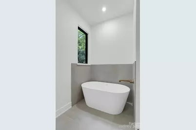 508 Hearthstone Way, Horse Shoe, NC 28742 - Photo 29