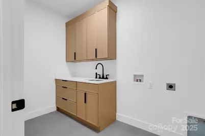 508 Hearthstone Way, Horse Shoe, NC 28742 - Photo 37