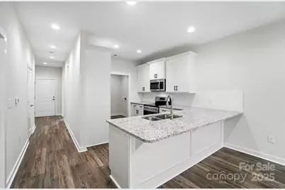 1530 29th Street SE, Hickory, NC 28602 - Photo 9