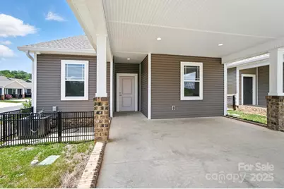 1530 29th Street SE, Hickory, NC 28602 - Photo 3