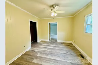 126 Penguin Lane, Statesville, NC 28625 - Photo 9