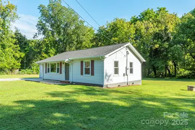 2305 Rutherford Road, Marion, NC 28752 - Photo 3