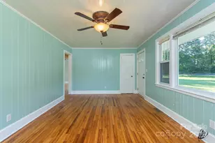 2305 Rutherford Rd, Marion, NC 28752 - Photo 7