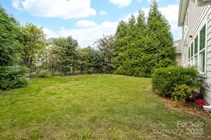 15905 Robbins Green Dr, Cornelius, NC 28031 - Photo 9