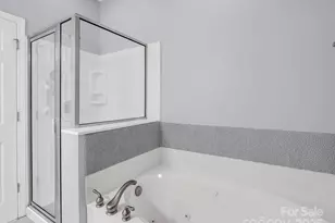 89 Victoria Park Dr, Hendersonville, NC 28792 - Photo 25