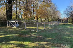 2550 Lail Rd, Glen Alpine, NC 28655 - Photo 7