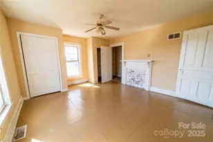 345 14th Ave NE, Hickory, NC 28601 - Photo 11