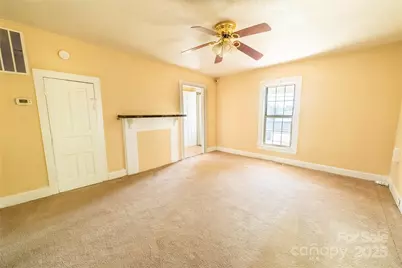 345 14th Avenue NE, Hickory, NC 28601 - Photo 7