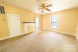 345 14th Ave NE, Hickory, NC 28601 - Photo 7