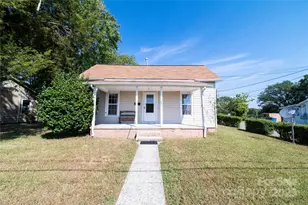 345 14th Ave NE, Hickory, NC 28601 - Photo 1