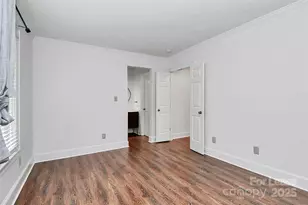 2220 Roswell Ave, Charlotte, NC 28207 - Photo 9