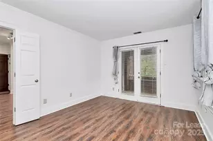 2220 Roswell Ave, Charlotte, NC 28207 - Photo 7