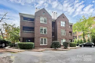 2220 Roswell Ave, Charlotte, NC 28207 - Photo 3