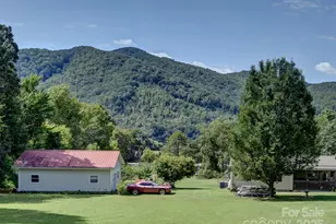 450 Berry Wills Rd, Hot Springs, NC 28743 - Photo 37