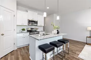 2727 Capitol Dr, Charlotte, NC 28208 - Photo 7