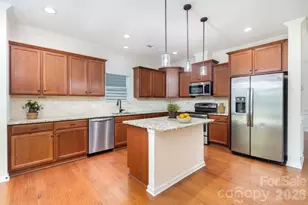 1528 Spring Blossom Trail, Fort Mill, SC 29708 - Photo 11