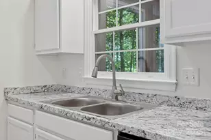 208 Southwood Ct, Fletcher, NC 28732 - Photo 11