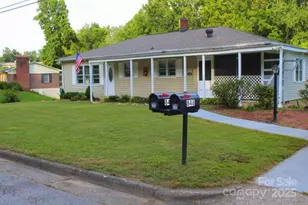 848 Meadowood Dr NE, Lenoir, NC 28645 - Photo 15