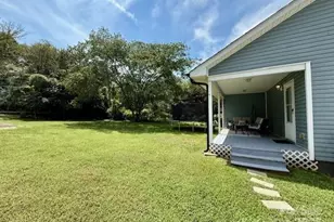 114 Yates St, Dallas, NC 28034 - Photo 9