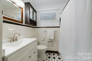 4583 Woodlark Ln, Charlotte, NC 28211 - Photo 17