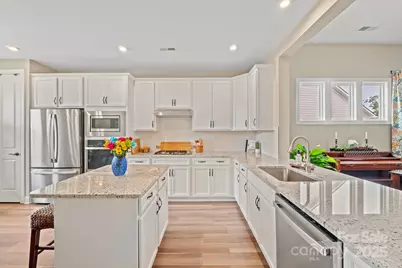 8631 Profit Lane, Charlotte, NC 28215 - Photo 13