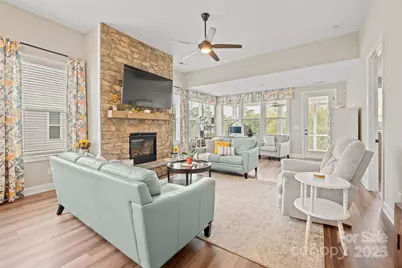 8631 Profit Lane, Charlotte, NC 28215 - Photo 5