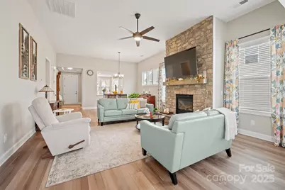 8631 Profit Lane, Charlotte, NC 28215 - Photo 7