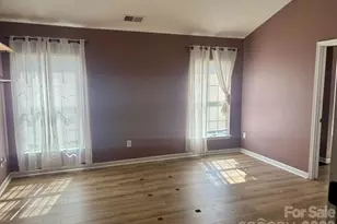 2018 Southwind Dr, Charlotte, NC 28216 - Photo 21