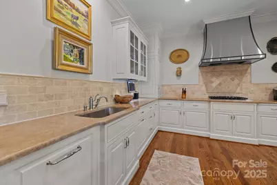 168 Cherokee Road, Charlotte, NC 28207 - Photo 17